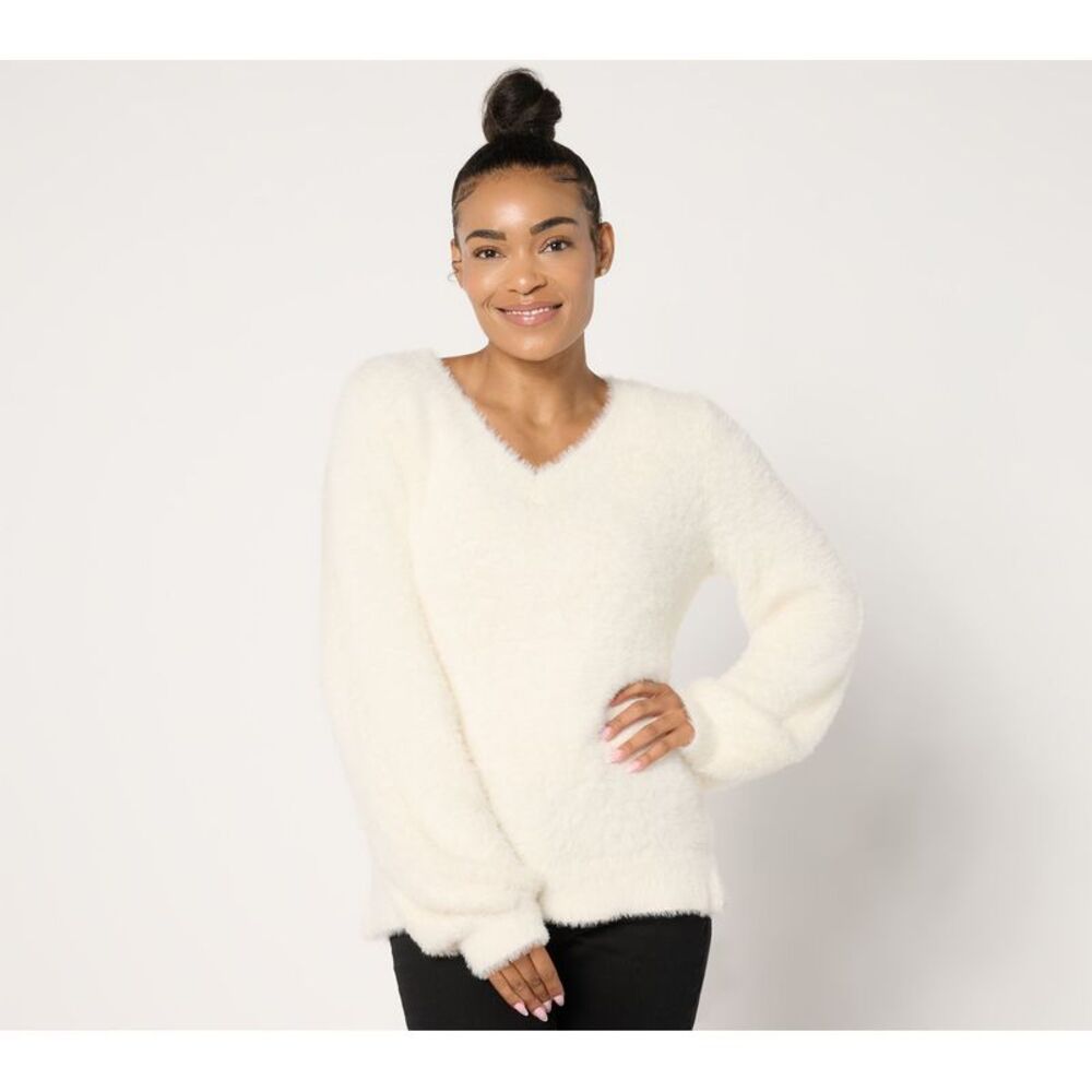 SUNNYLiFE Women's Top Sweater Sz S Eyelash Yarn White A690342